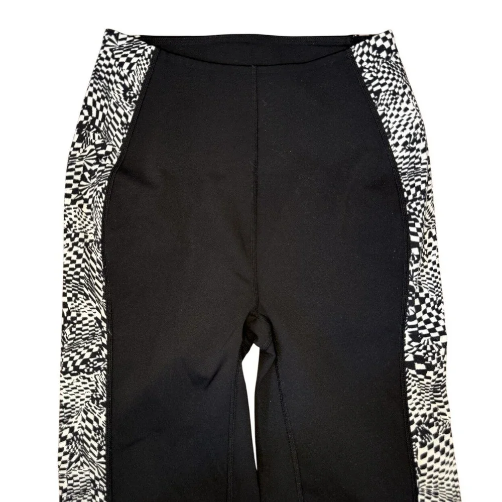 Free People Movement Checkmate Flare Leggings Black White Stripe Pants Sz XS - Picture 3 of 16